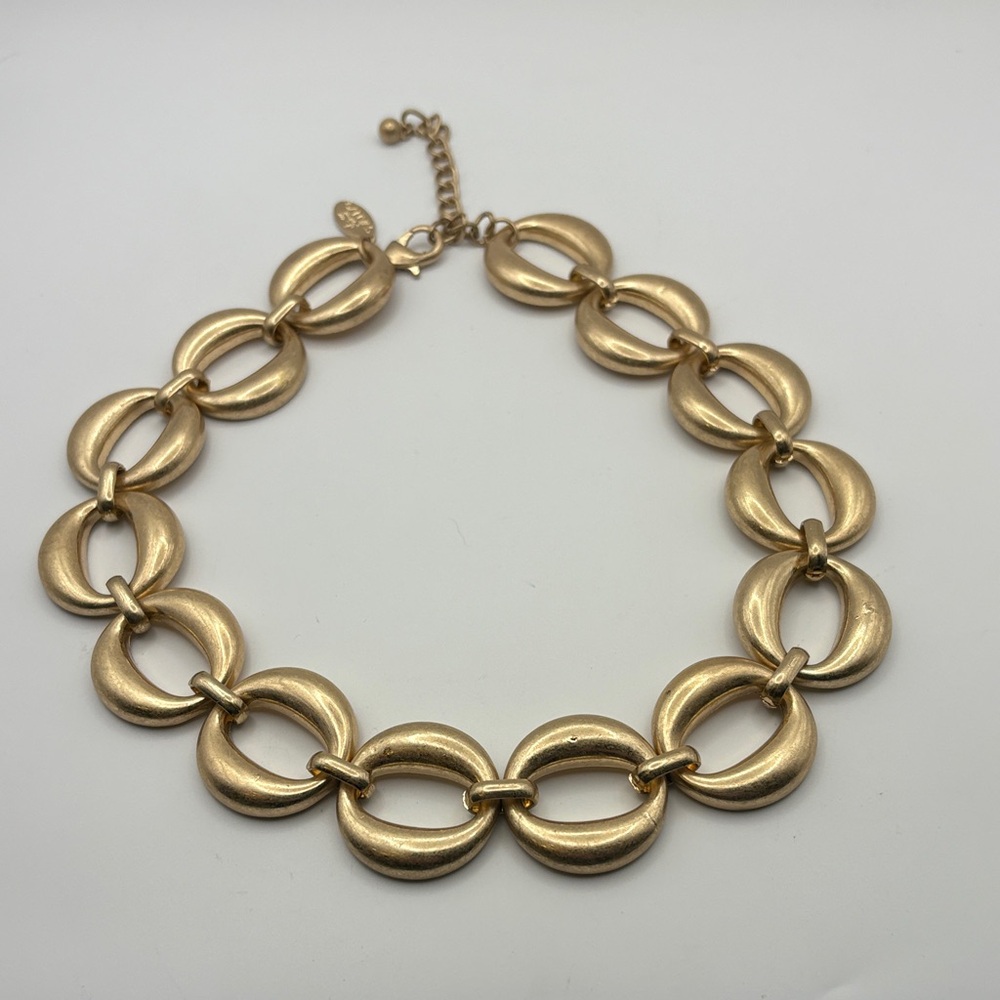 Canvas Style Gold Necklace